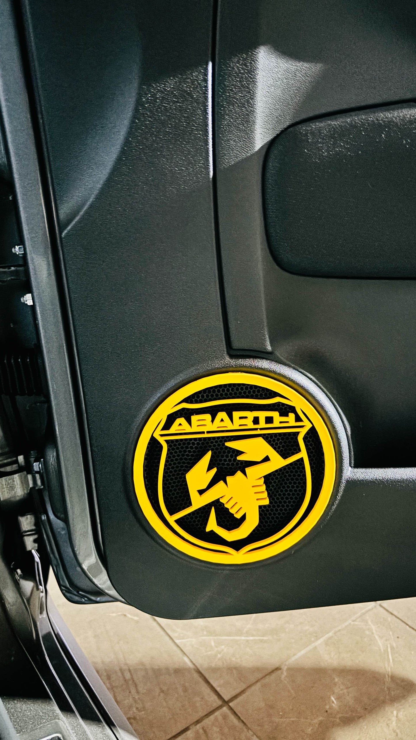 Speaker Cover Abarth en impression 3D – Cache haut-parleur de porte