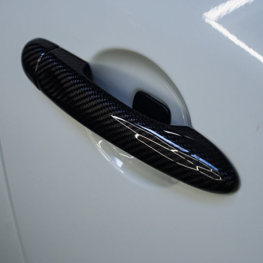 Coques de poignée de porte carbone – Renault Mégane 3 RS