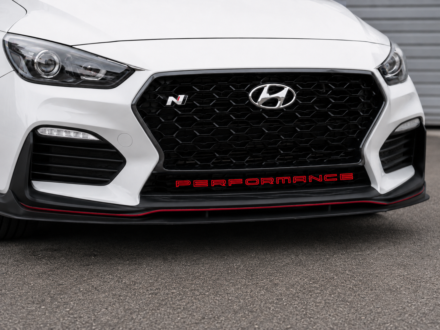Lettrage PERFORMANCE x Hyundai