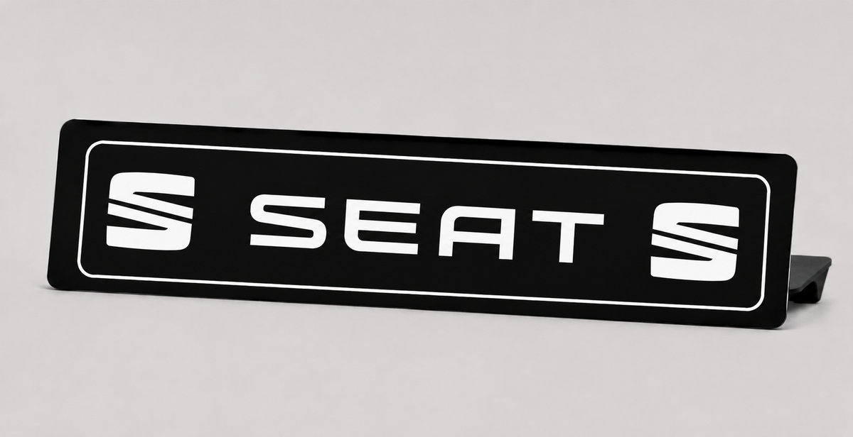Cache Plaque SEAT
