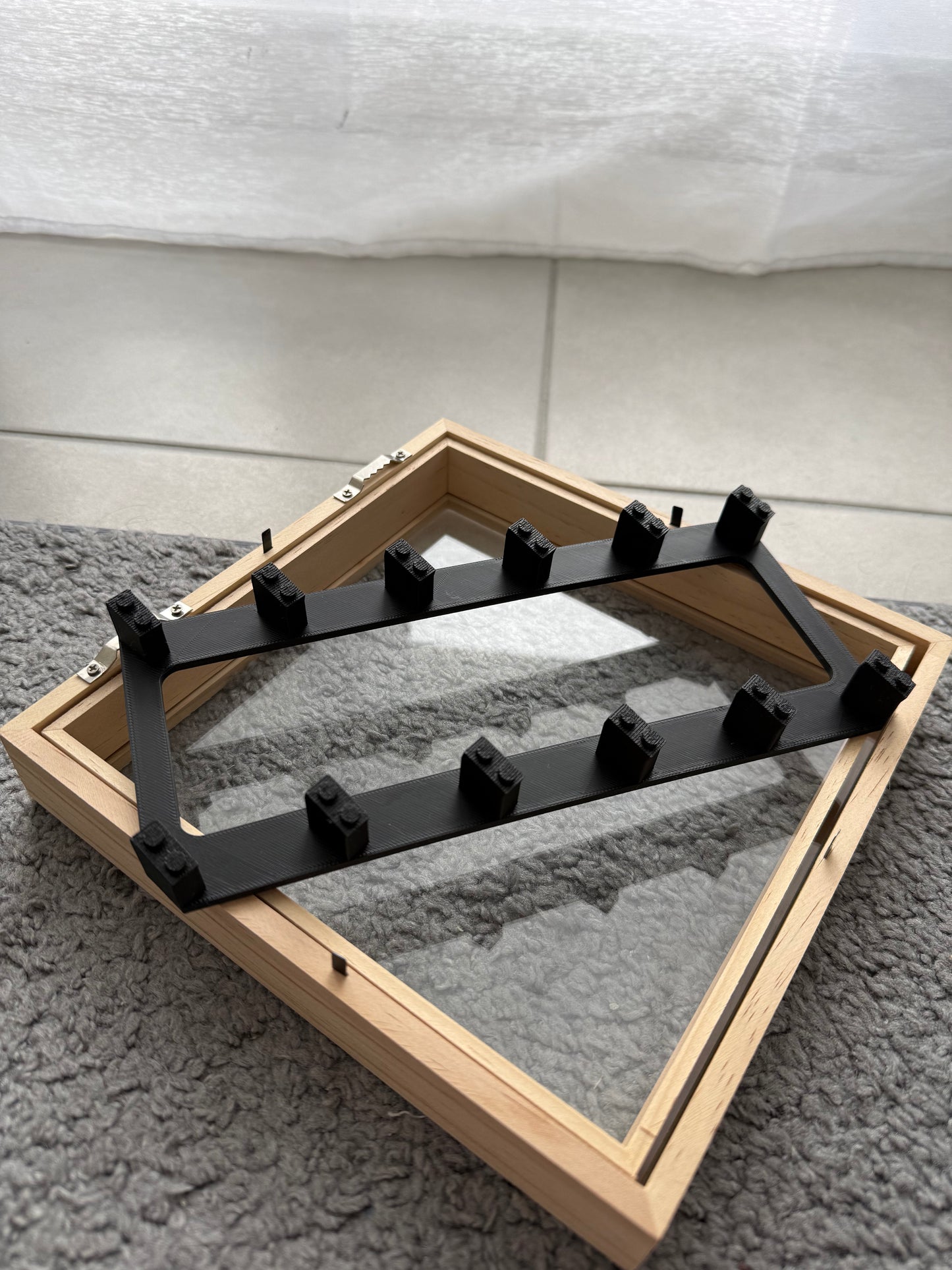 Supports LEGO F1 mini